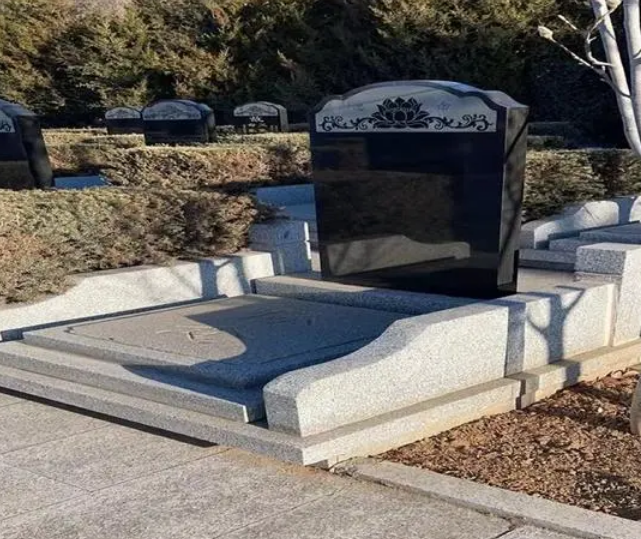 雁阳山公墓在售碑型价格是多少钱的?